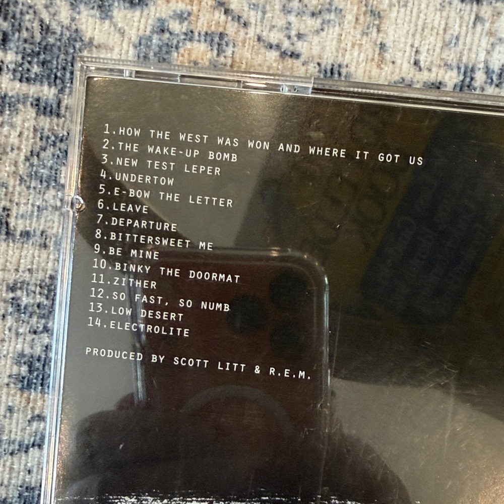 R.E.M. New Adventures in Hi-Fi CD, 1996 - Picture 3 of 9